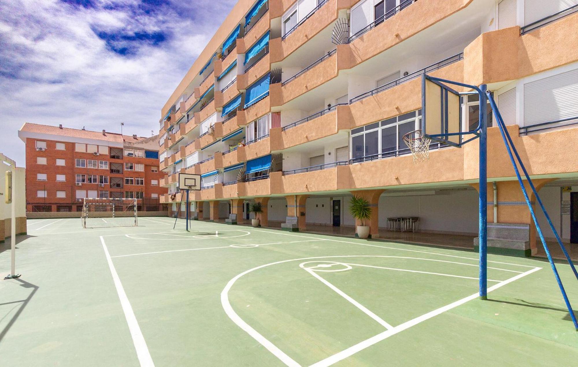 Nice Apartment In Torrevieja With Kitchen Экстерьер фото