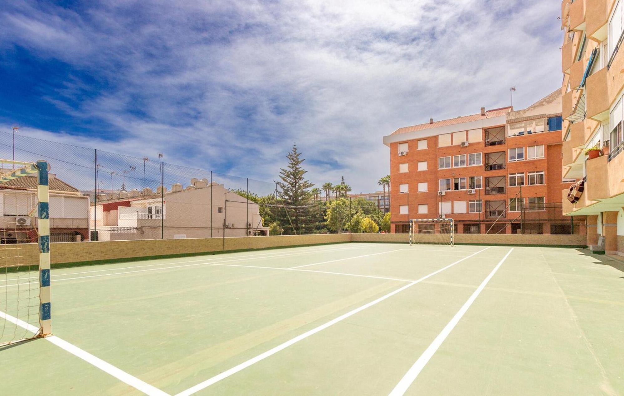 Nice Apartment In Torrevieja With Kitchen Экстерьер фото