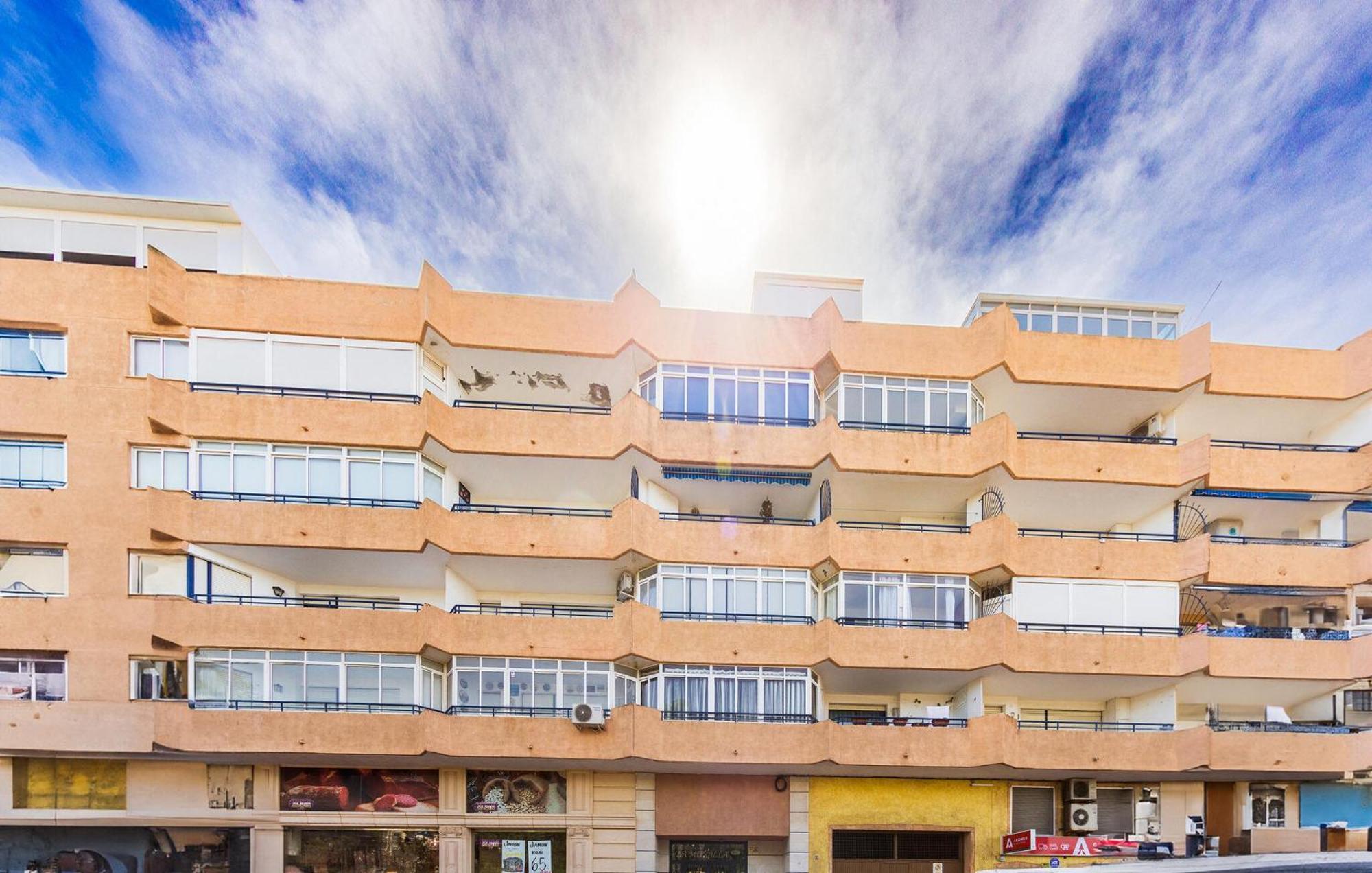 Nice Apartment In Torrevieja With Kitchen Экстерьер фото