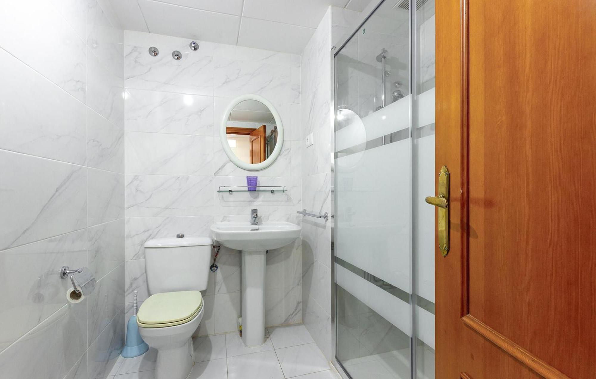 Nice Apartment In Torrevieja With Kitchen Экстерьер фото