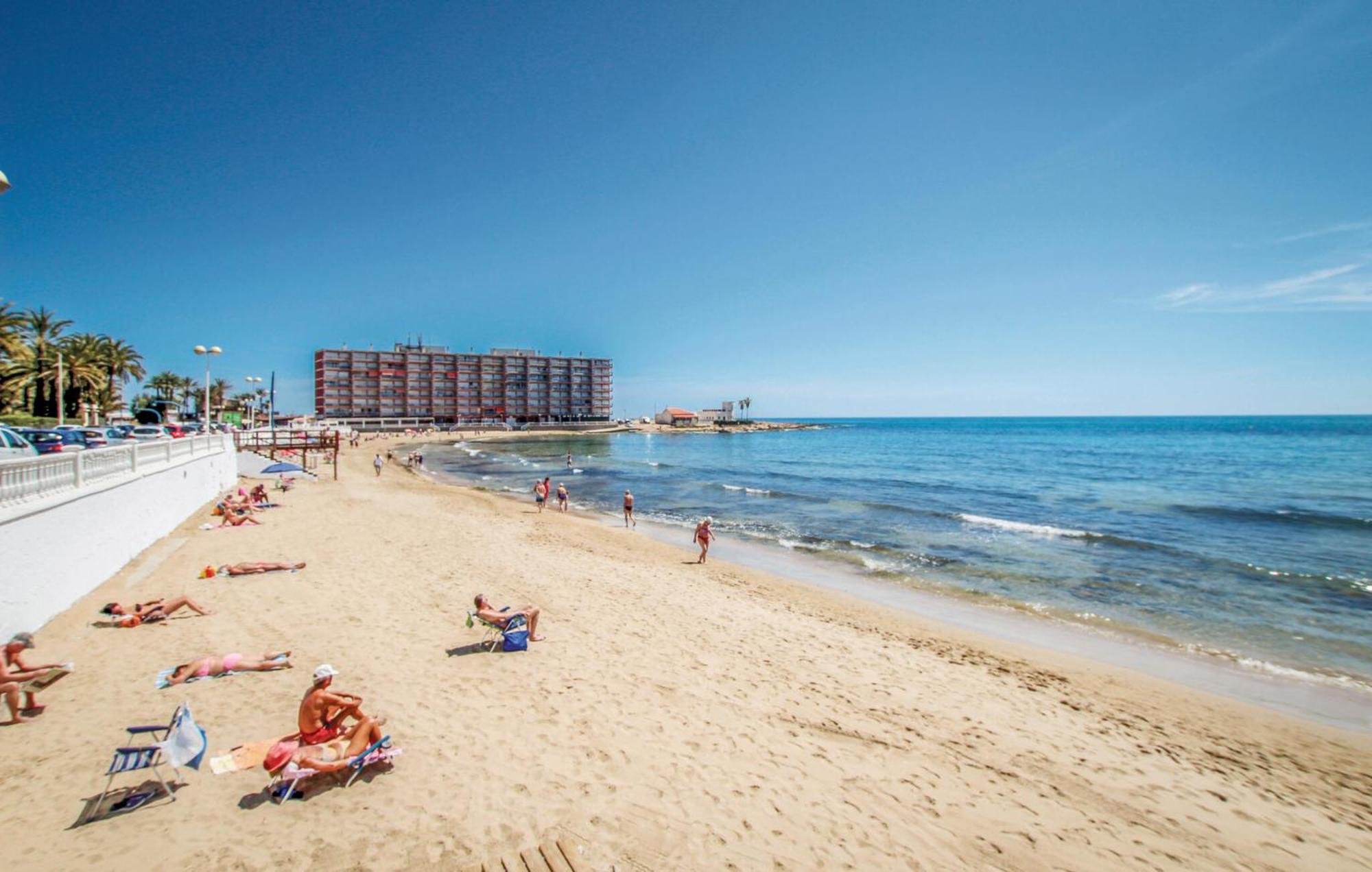 Nice Apartment In Torrevieja With Kitchen Экстерьер фото