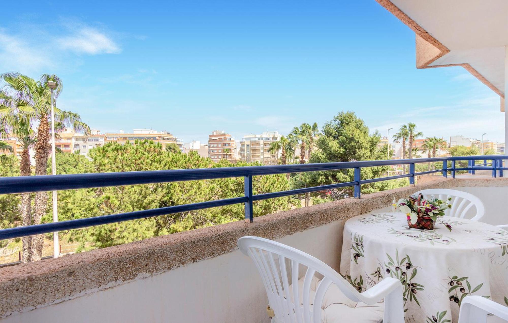 Nice Apartment In Torrevieja With Kitchen Экстерьер фото